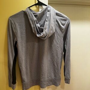 Under Armour youth, extra large boys, long sleeve hoodie